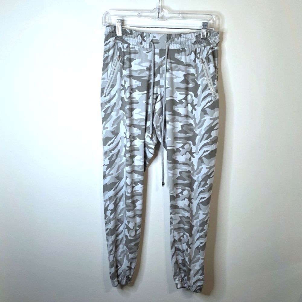 Indero Gray Camoflage Jogger Pants Size Medium